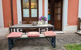 Preciosa Casa Con Jardin En Nueva De Llanes